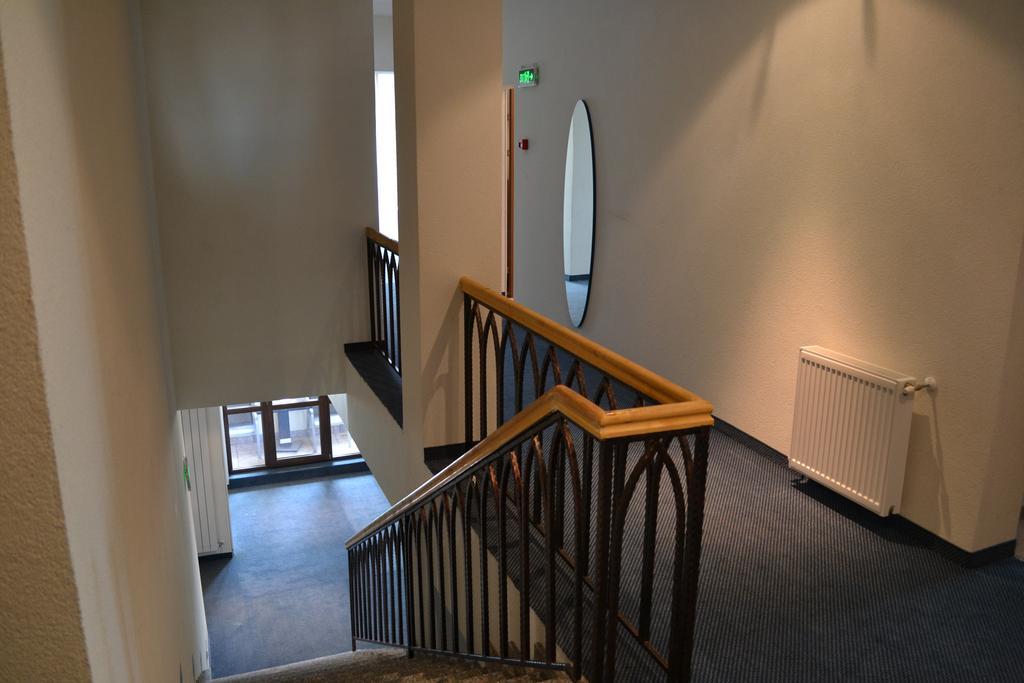 Hotel Doi Taurasi Afumaţi Esterno foto